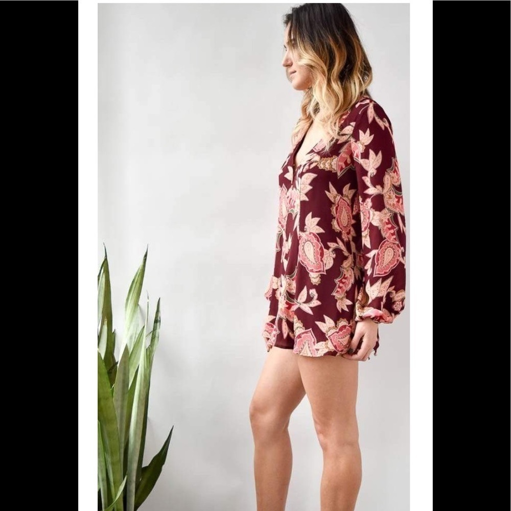 NWT Show Me Your Mumu Bailey Tie Back Romper & - Picture 4 of 15